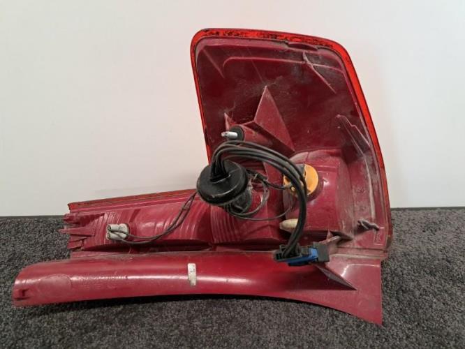 Image Feu arriere principal gauche (feux) - CITROEN C4 1