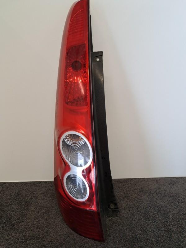 Pièce Auto