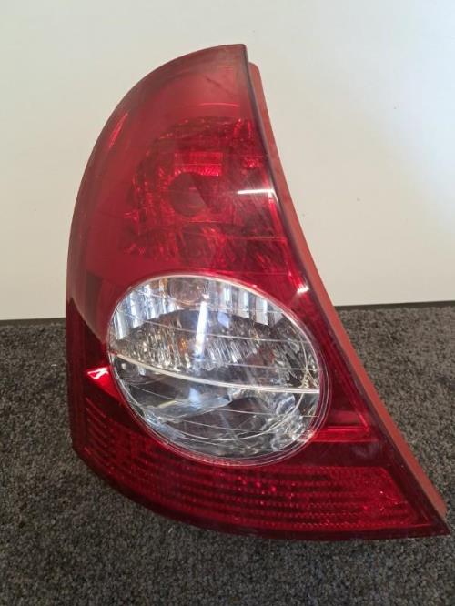 Image Feu arriere principal gauche (feux) - RENAULT CLIO 2