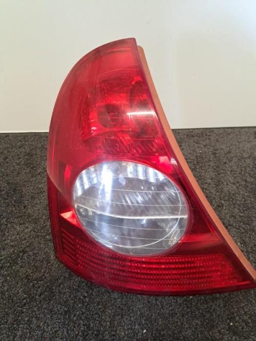 Image Feu arriere principal gauche (feux) - RENAULT CLIO 2