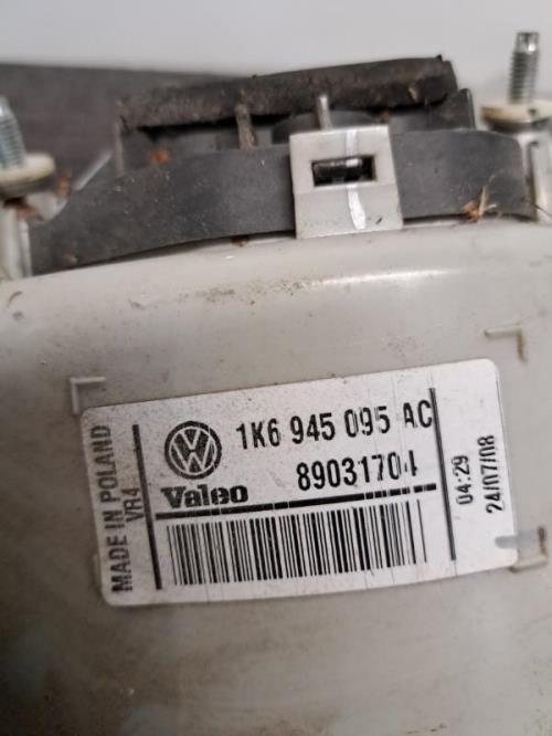 Image Feu arriere principal gauche (feux) - VOLKSWAGEN GOLF 5