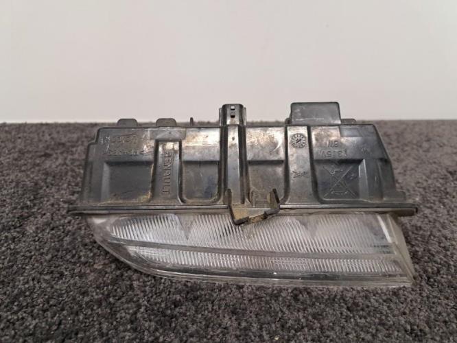 Image Feu diurne avant droit - RENAULT CLIO 4