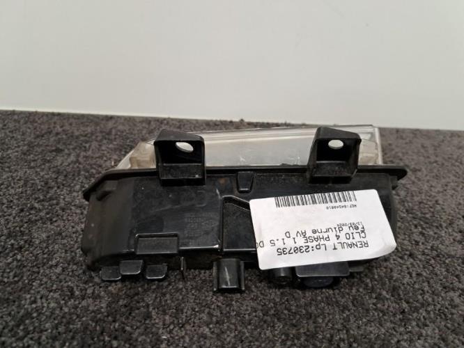 Image Feu diurne avant droit - RENAULT CLIO 4