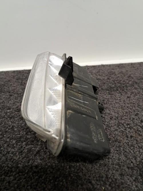 Image Feu diurne avant gauche - RENAULT CLIO 4