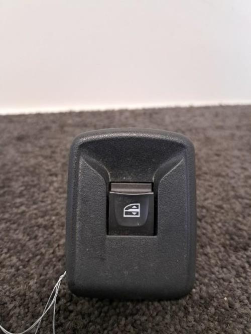 Image Interrupteur de leve vitre avant droit - DACIA SANDERO 2