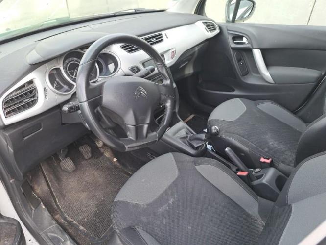 Image Porte fusible - CITROEN C3 2