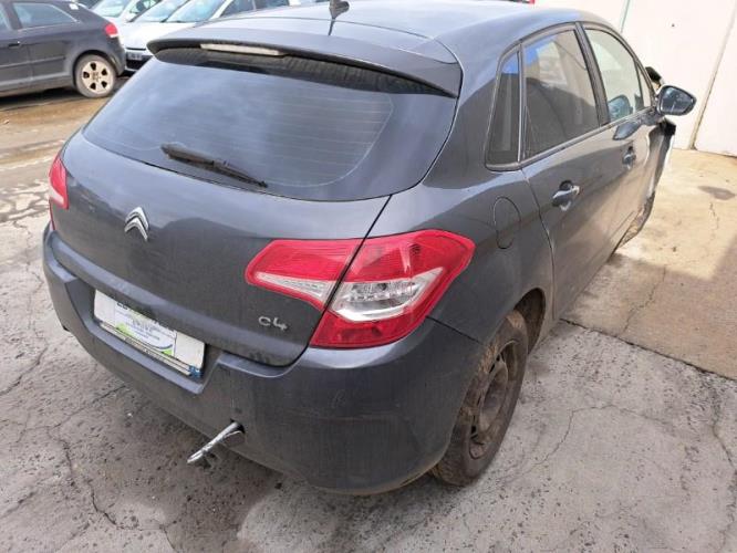 Image Facade autoradio - CITROEN C4 2