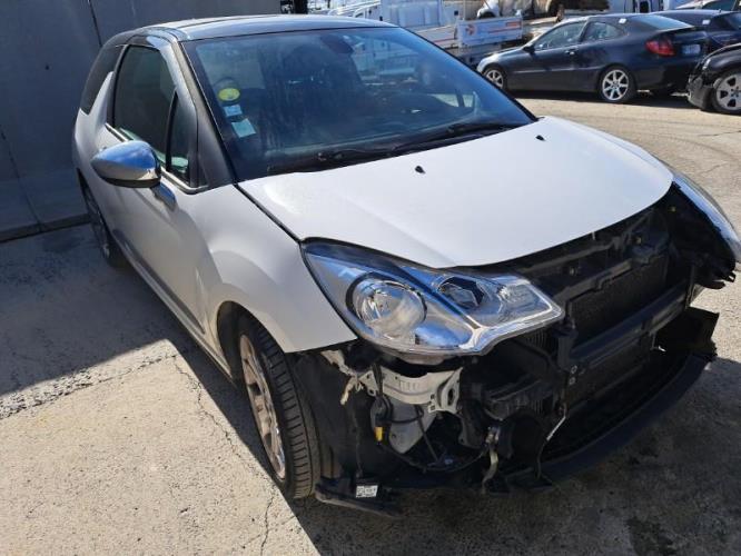 Image Porte fusible - CITROEN DS3