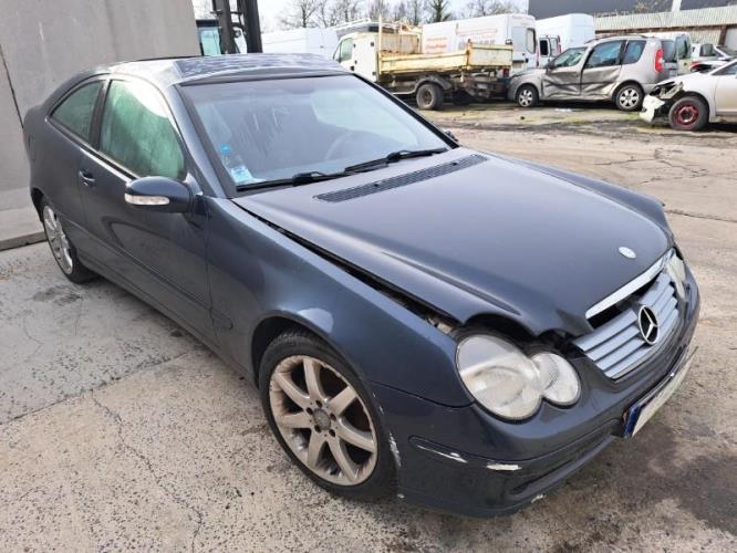 Image Feu arriere principal gauche (feux) - MERCEDES CLASSE C 203 COUPE SPORT
