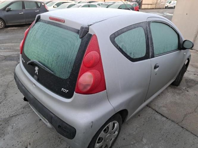 Image Porte avant gauche - PEUGEOT 107