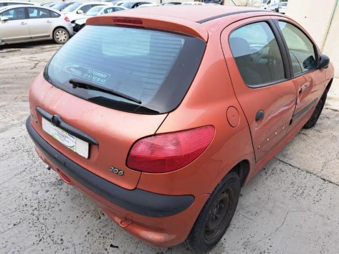 Image Pare choc avant - PEUGEOT 206