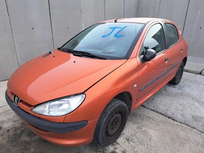Image Pare choc avant - PEUGEOT 206