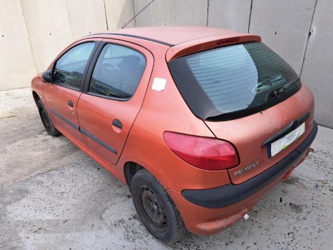Image Pare choc avant - PEUGEOT 206
