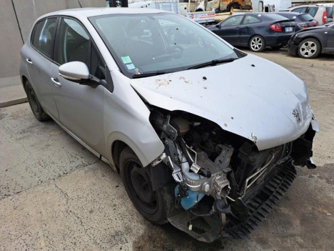 Image Moteur - PEUGEOT 208 1