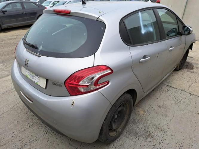 Image Moteur - PEUGEOT 208 1