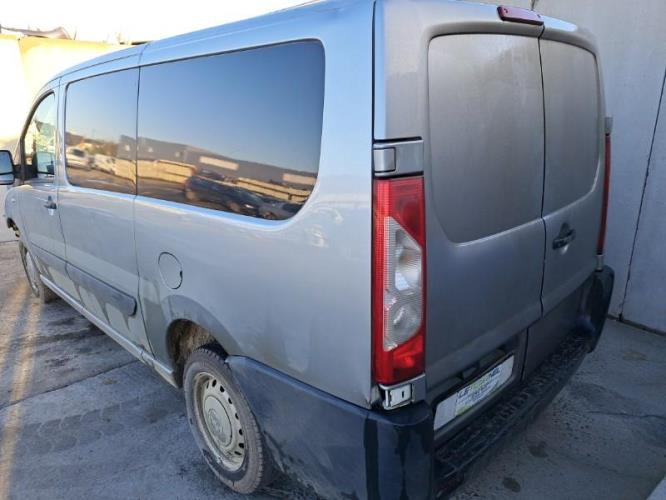 Image Porte de coffre droit - PEUGEOT EXPERT 2