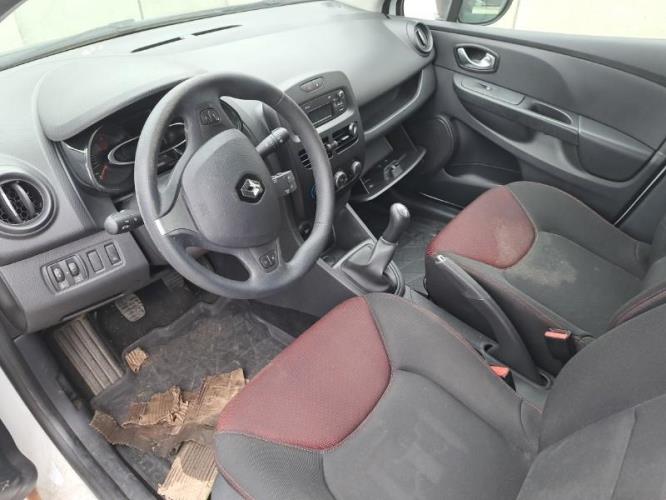 Image Feu diurne avant droit - RENAULT CLIO 4