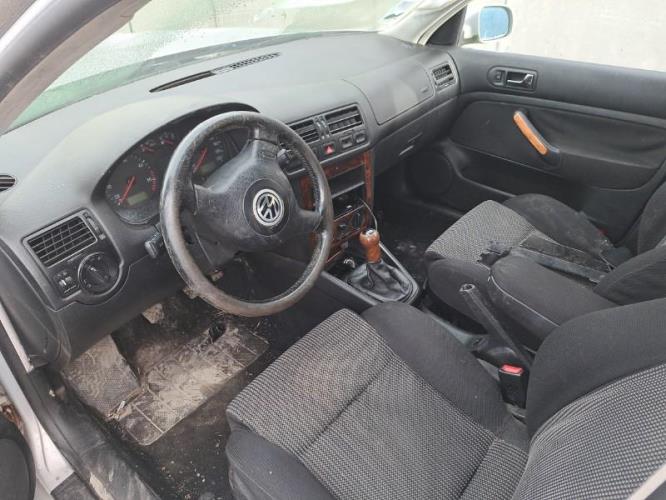 Image Feu arriere principal droit (feux) - VOLKSWAGEN BORA