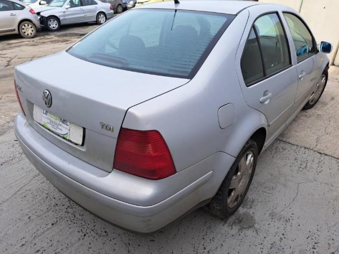Image Feu arriere principal droit (feux) - VOLKSWAGEN BORA