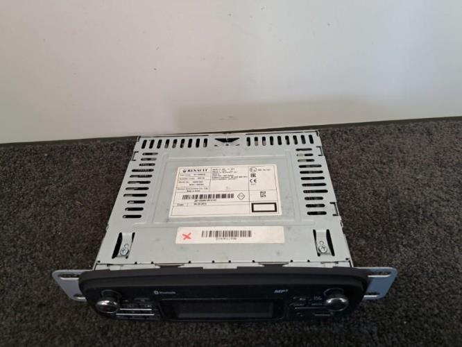 Image Autoradio d'origine - RENAULT CLIO 4