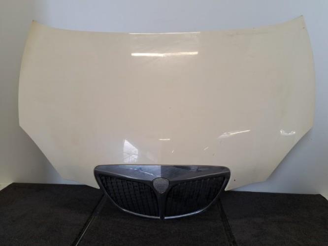 Image Capot - LANCIA YPSILON 4