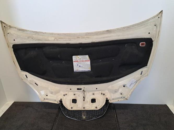 Image Capot - LANCIA YPSILON 4