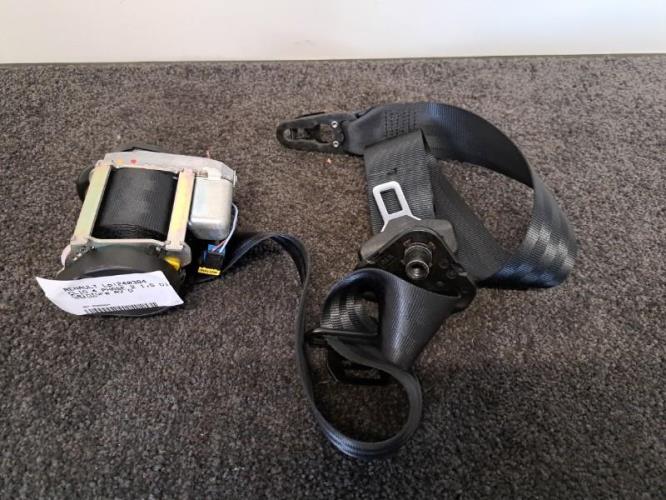 Image Ceinture avant droit - RENAULT CLIO 4