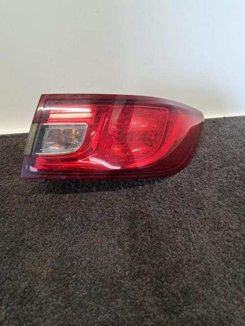 Image Feu arriere principal droit (feux) - RENAULT CLIO 4