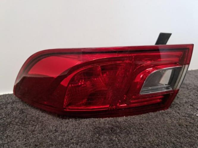 Image Feu arriere principal droit (feux) - RENAULT CLIO 4