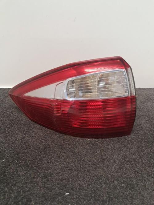 Image Feu arriere principal gauche (feux) - FORD C-MAX 2