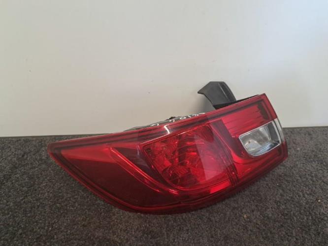Image Feu arriere principal gauche (feux) - RENAULT CLIO 4