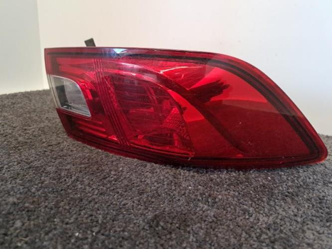 Image Feu arriere principal gauche (feux) - RENAULT CLIO 4