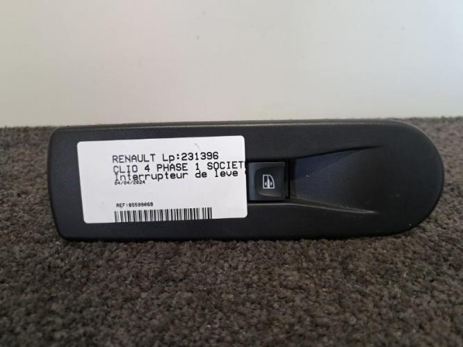 Image Interrupteur de leve vitre avant droit - RENAULT CLIO 4