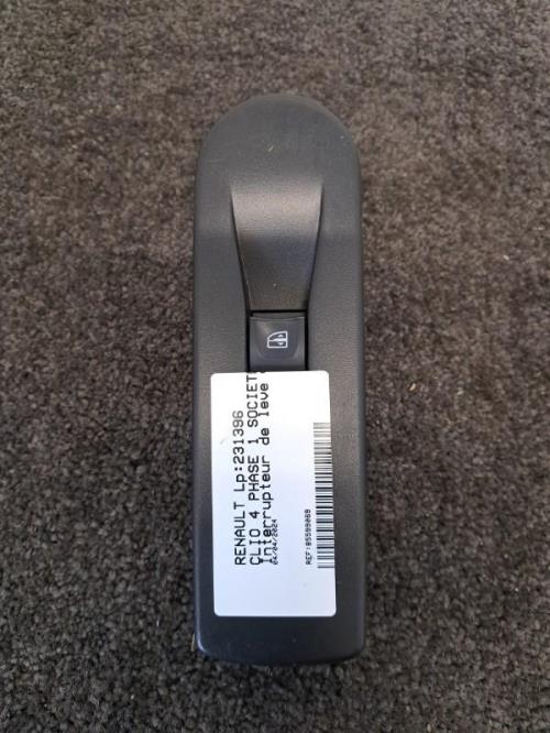 Image Interrupteur de leve vitre avant droit - RENAULT CLIO 4