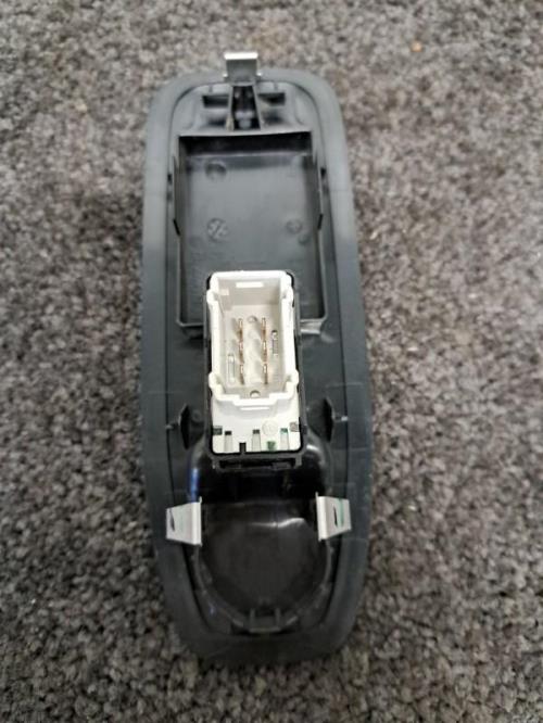 Image Interrupteur de leve vitre avant droit - PEUGEOT 208 1
