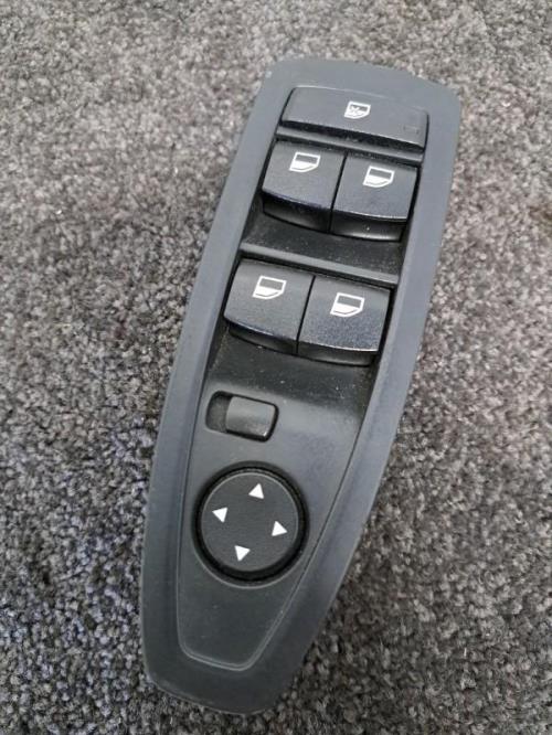 Image Interrupteur de leve vitre avant gauche - BMW SERIE 1 F20
