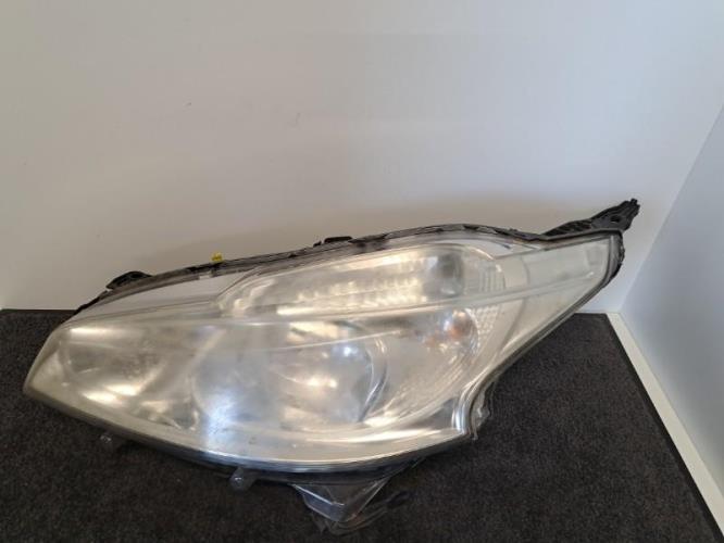 Image Optique avant principal gauche (feux)(phare) - PEUGEOT 208 1