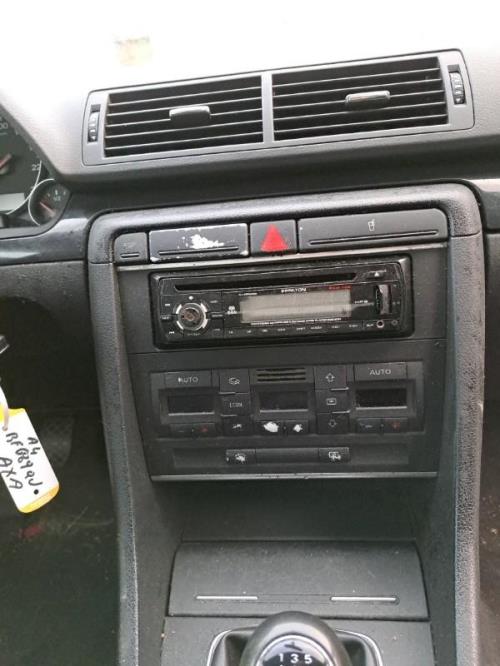 Image Feu arriere principal droit (feux) - AUDI A4 2