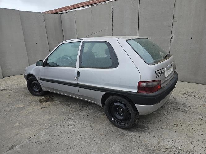 Image Pare choc arriere - CITROEN SAXO