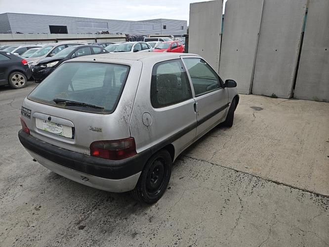 Image Pare choc arriere - CITROEN SAXO