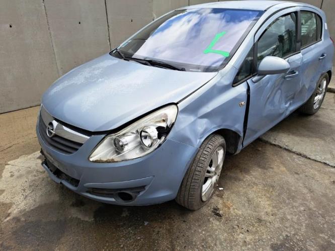 Image Feu arriere principal gauche (feux) - OPEL CORSA D