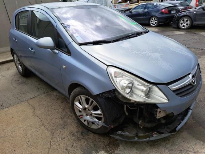Image Feu arriere principal gauche (feux) - OPEL CORSA D