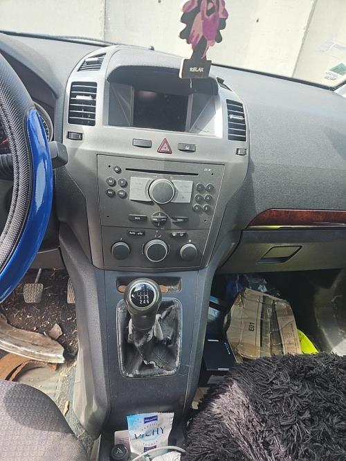 Image Feu arriere principal droit (feux) - OPEL ZAFIRA B