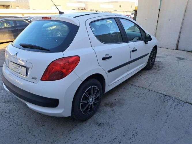 Image Pare choc arriere - PEUGEOT 207