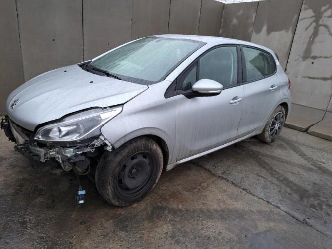 Image Feu arriere principal gauche (feux) - PEUGEOT 208 1