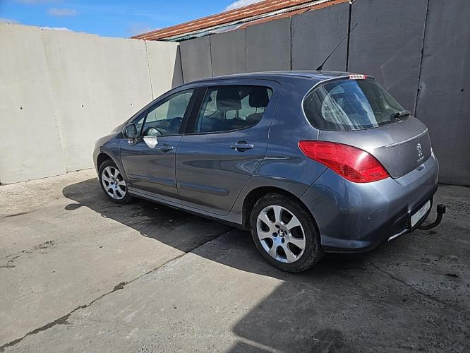 Image Porte fusible - PEUGEOT 308 1