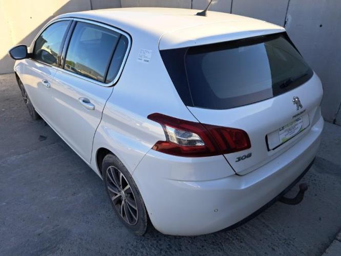 Image Calculateur moteur - PEUGEOT 308 2
