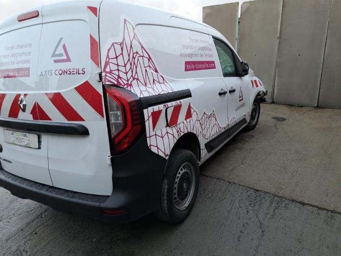 Image Interrupteur de leve vitre avant droit - RENAULT KANGOO 3