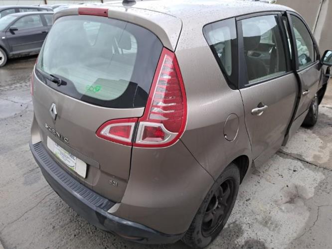 Image Pare choc arriere - RENAULT SCENIC 3