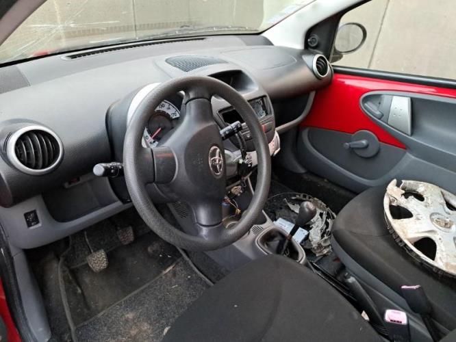 Image Feu arriere principal droit (feux) - TOYOTA AYGO 1